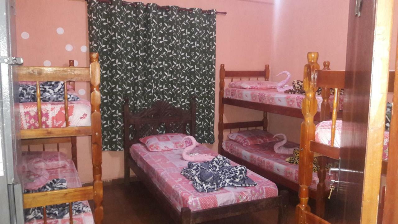 São Tomé das Letras Pousada E Hostel Monalisa מראה חיצוני תמונה